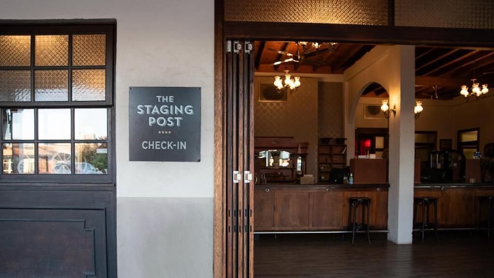 The Staging Post — hotel in Longreach