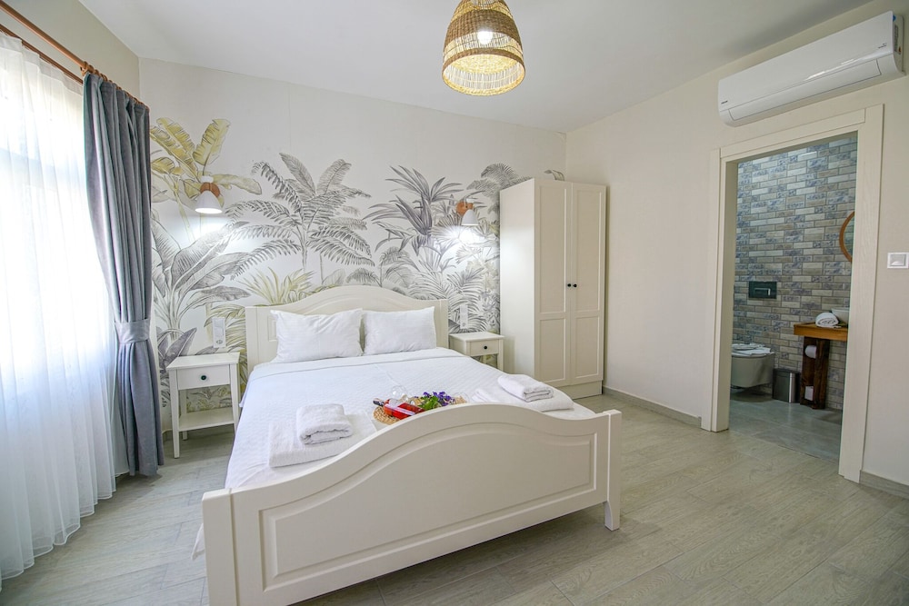 Lutro Otel in Bozcaada, Turkey