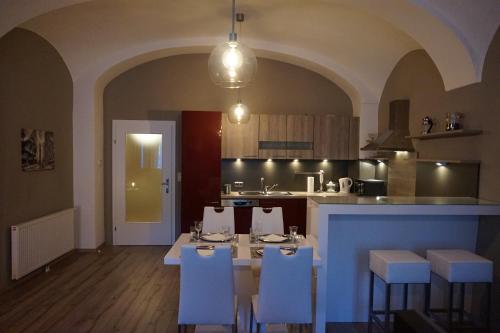 Gästehaus Familie Löffler Ferienwohnung am Stadtplatz in Litschau — 4-Star Luxury Hotel in Litschau, Austria