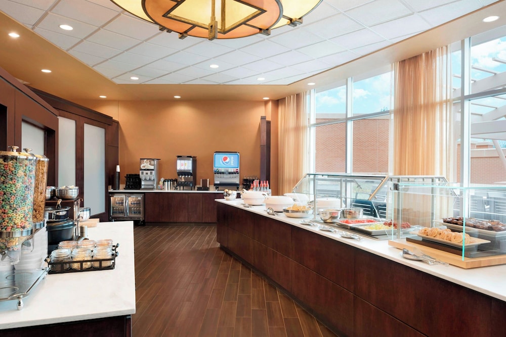Courtyard by Marriott Omaha La Vista - photo 39