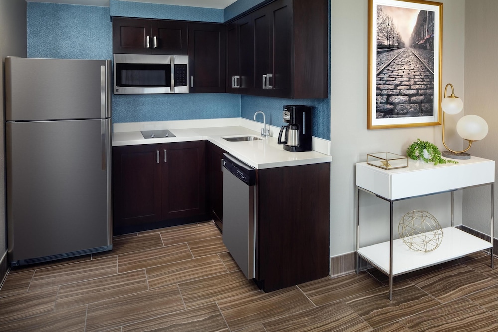 Homewood Suites by Hilton Savannah Historic Dist Riverfront - photo 28