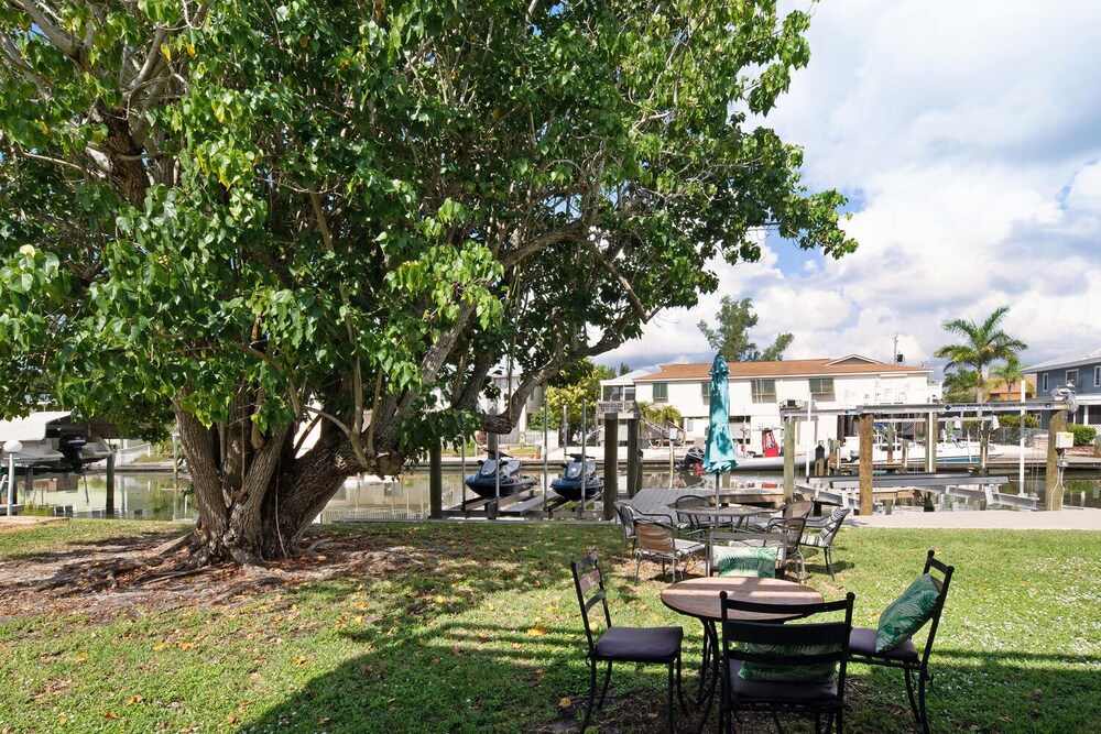 Blue Dolphin Estates - photo 13