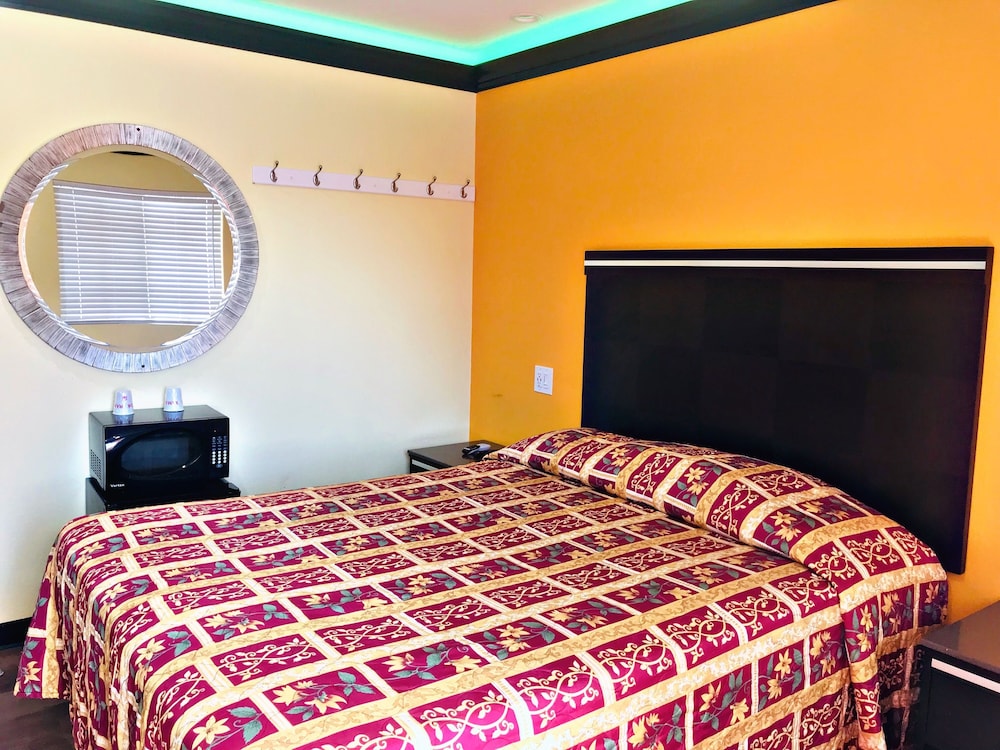 Central Inn Motel - photo 8