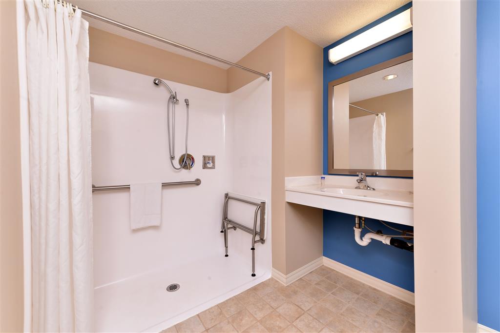 Americas Best Value Inn & Suites St. Clairsville Wheeling - photo 19