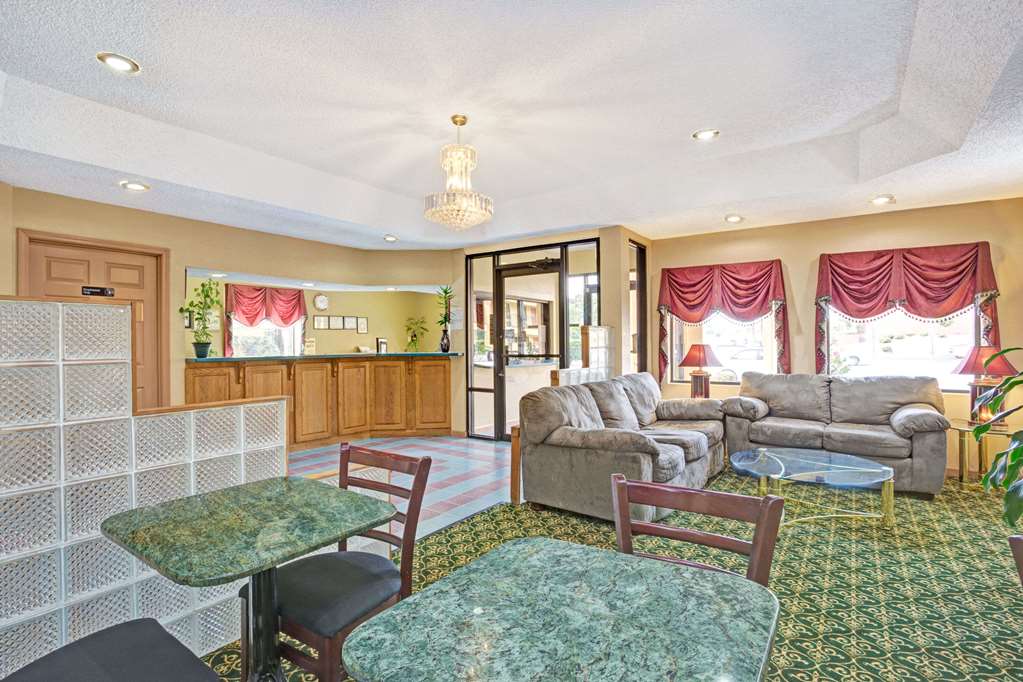 Travelodge by Wyndham Forest Park Atlanta South - featured photo