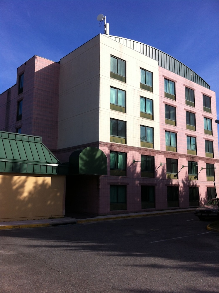 Garden Inn - photo 28