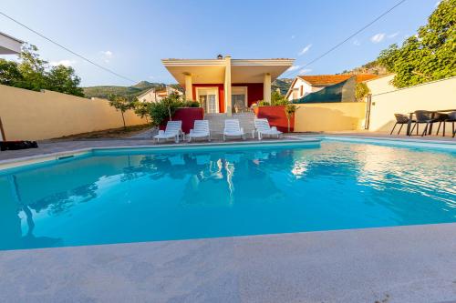 Villa Bona — 4-Star Luxury Hotel in Mostar, Bosnia and Herzegovina