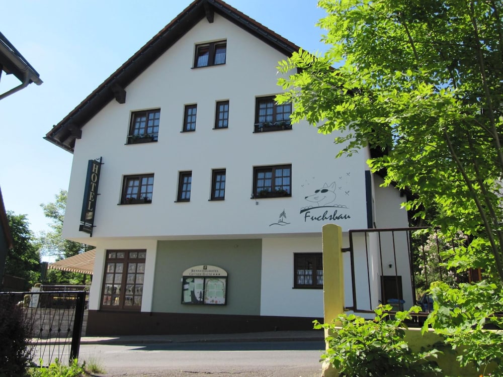Rennsteighotel Gruner Baum — Suhl