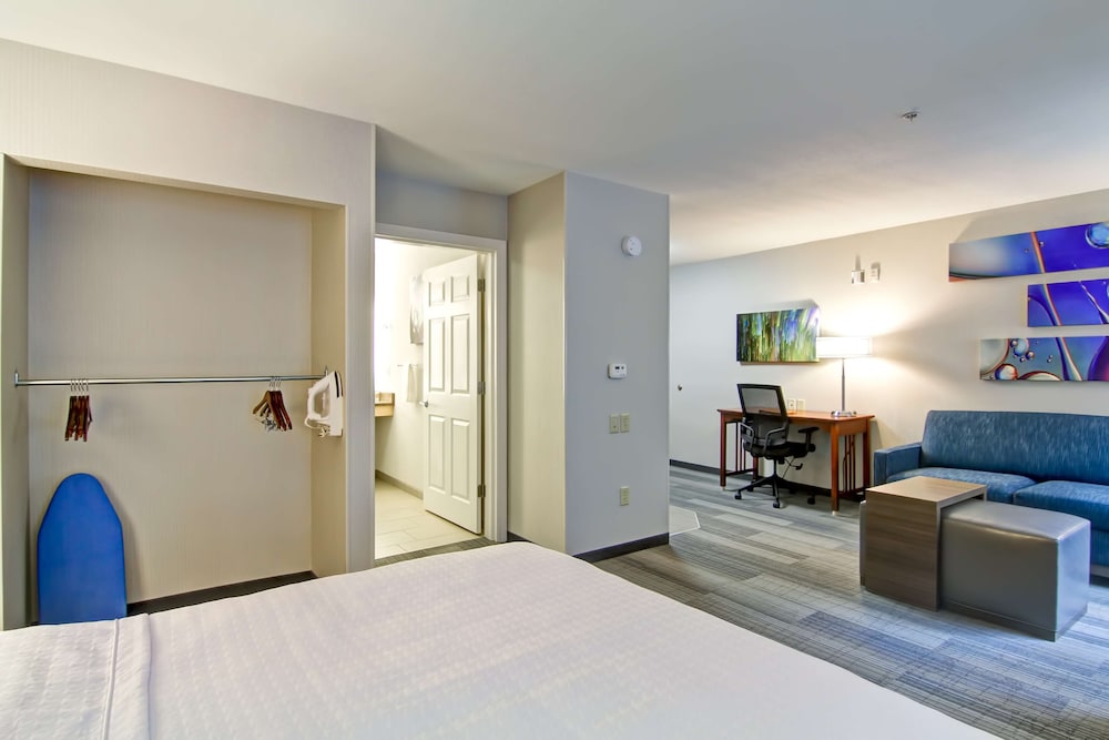 Homewood Suites by Hilton Stratford - photo 9