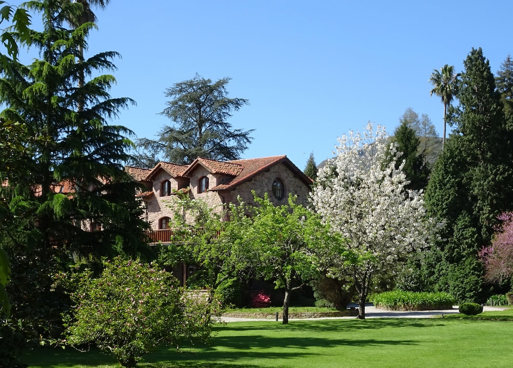 Jardin de Carrejo — hotel in Cabezon De La Sal