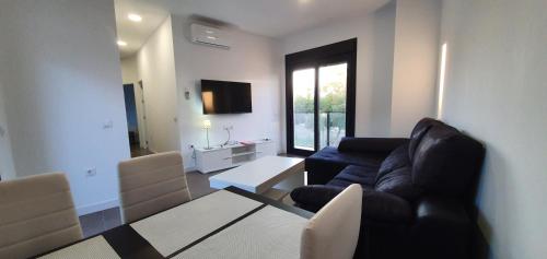Ricardo Apartamento — 4-Star Luxury Hotel in La Rinconada, Spain