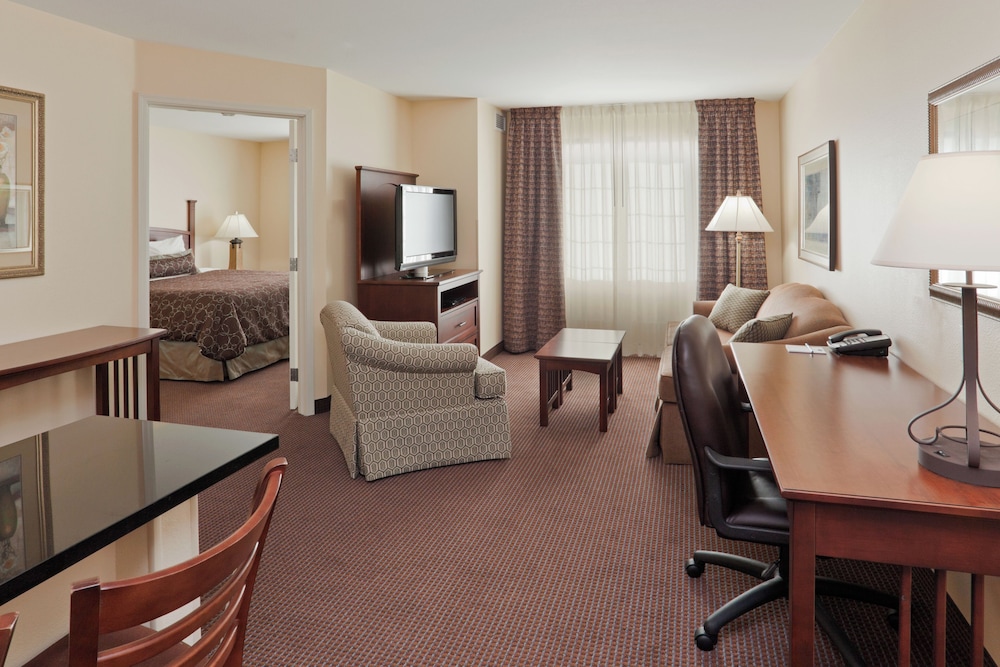 Staybridge Suites Rocklin Roseville Area by IHG - photo 4