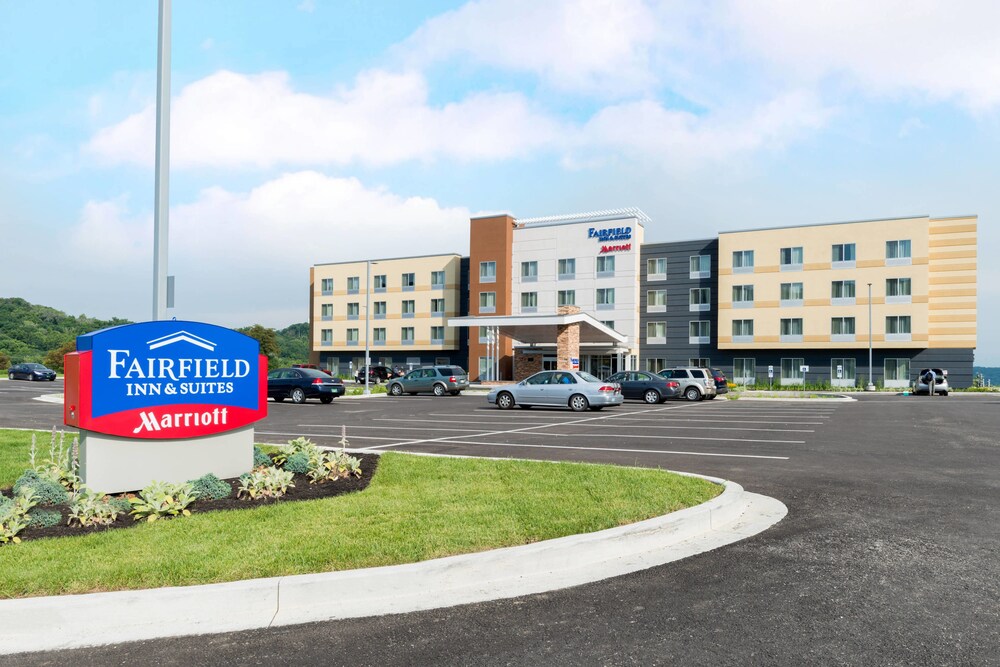 Fairfield Inn & Suites by Marriott Huntington - photo 2