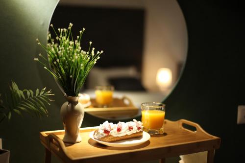 Luxury Duplex Studios City Center