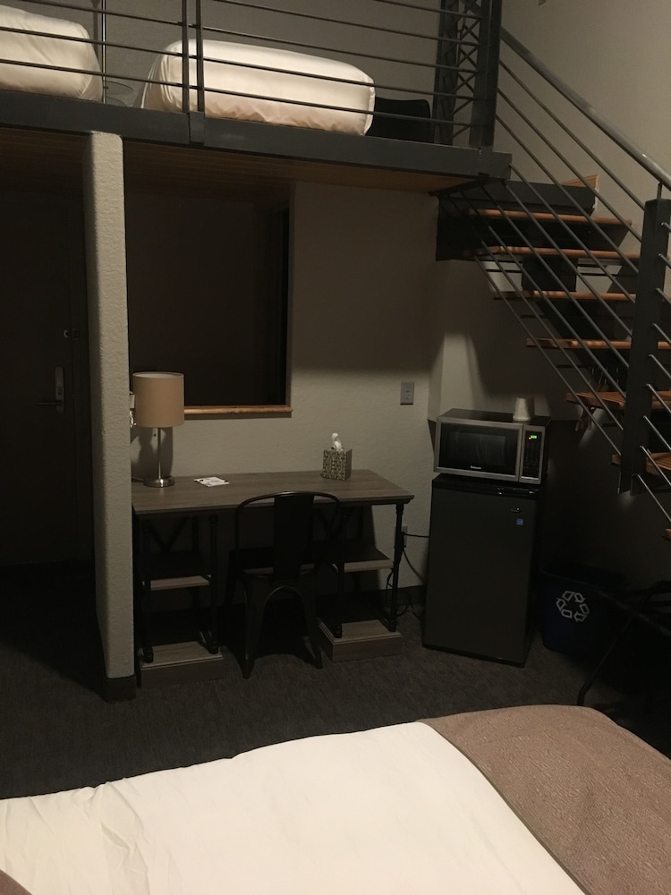 The Hotel Sturgis - photo 47
