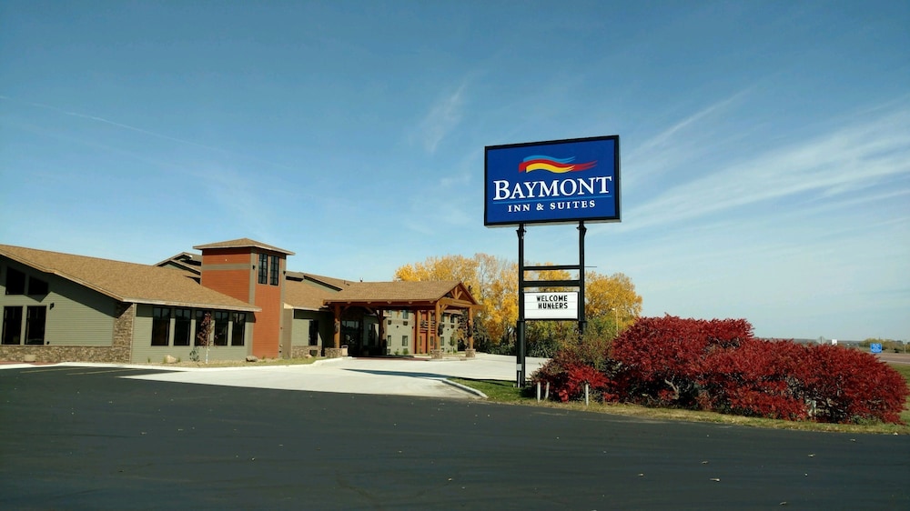 Baymont by Wyndham Oacoma - photo 18