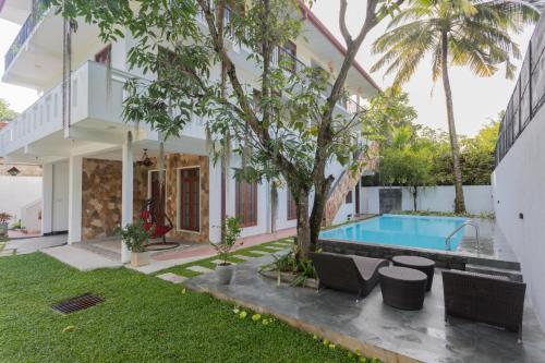 Villa Windfall Unawatuna — 4-Star Luxury Hotel in Unawatuna, Sri Lanka