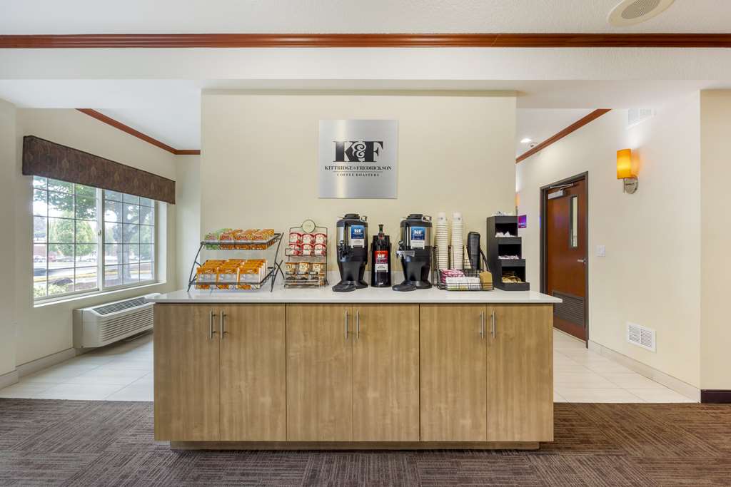 Best Western Plus Northwind Inn & Suites - photo 34