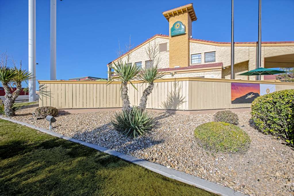 La Quinta Inn by Wyndham El Paso Cielo Vista - featured photo