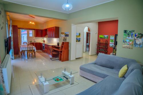 Mpoulakis Apt 46 — 4-Star Luxury Hotel in Kissamos, Greece
