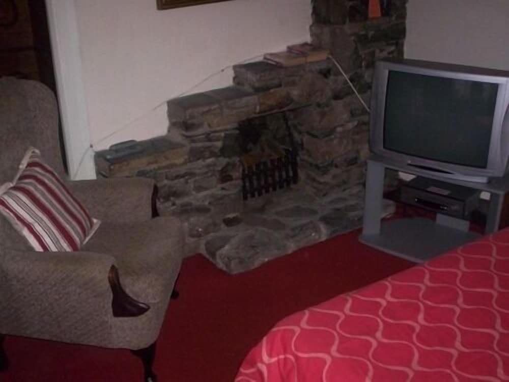 The Copper Kettle — Carnforth — photo 2