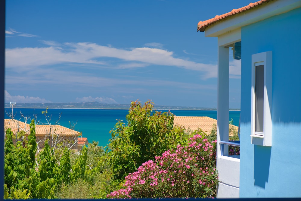 Dimitra Apartment Hotel in Pyrgos, Greece