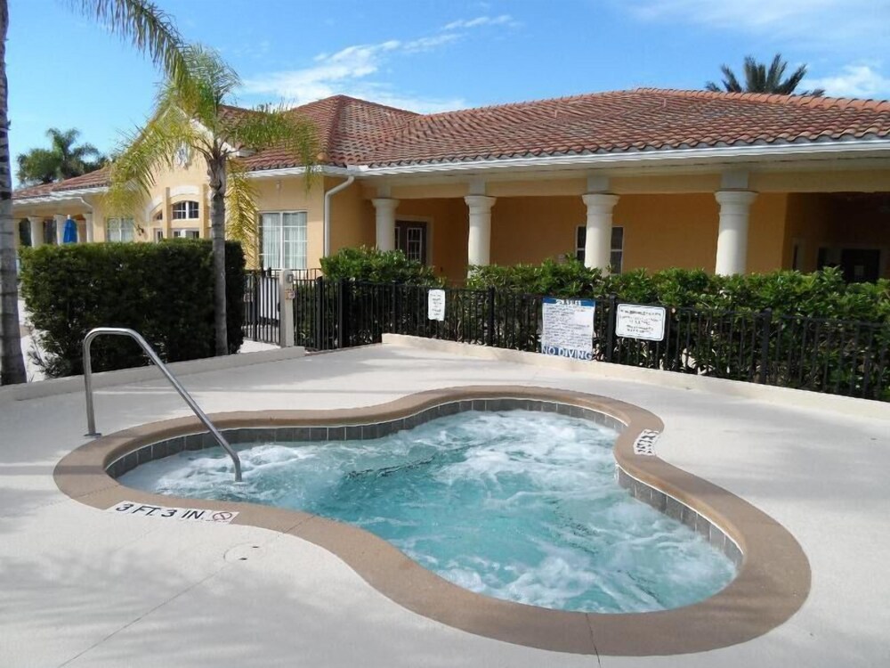 Oakwater Resort - photo 9