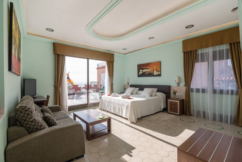 Hotel Llar de Capitans — hotel in El Masnou
