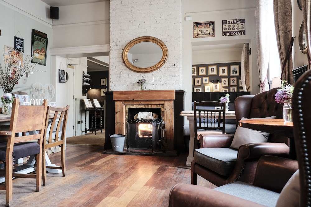 The Swan Hotel — 4-Star Luxury Hotel in Arundel, United Kingdom