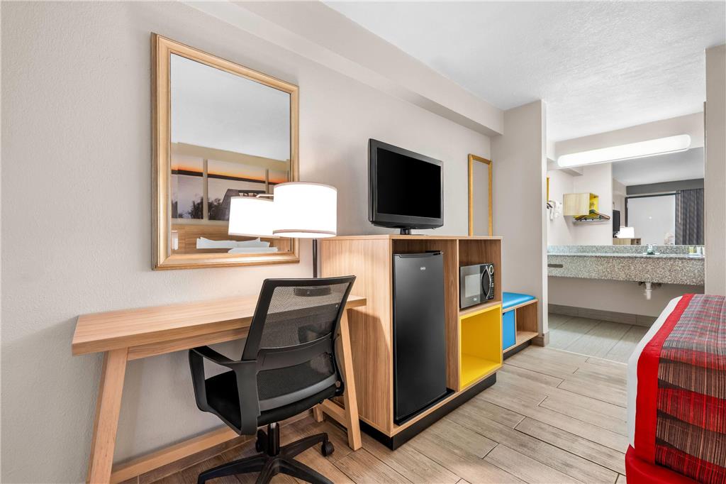 Days Inn by Wyndham Hoover Birmingham - photo 25