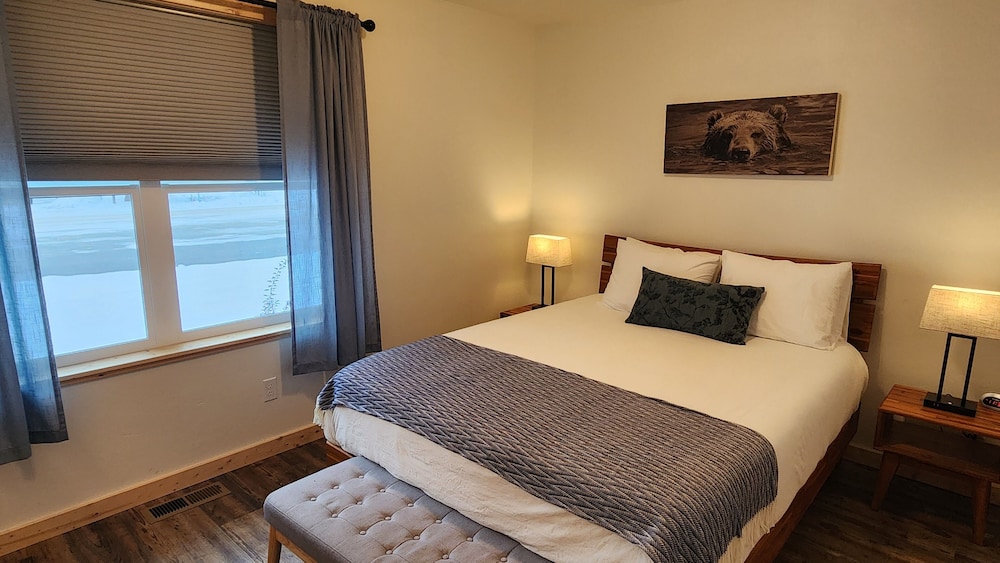 Beargrass Lodging and RV Resort - photo 28