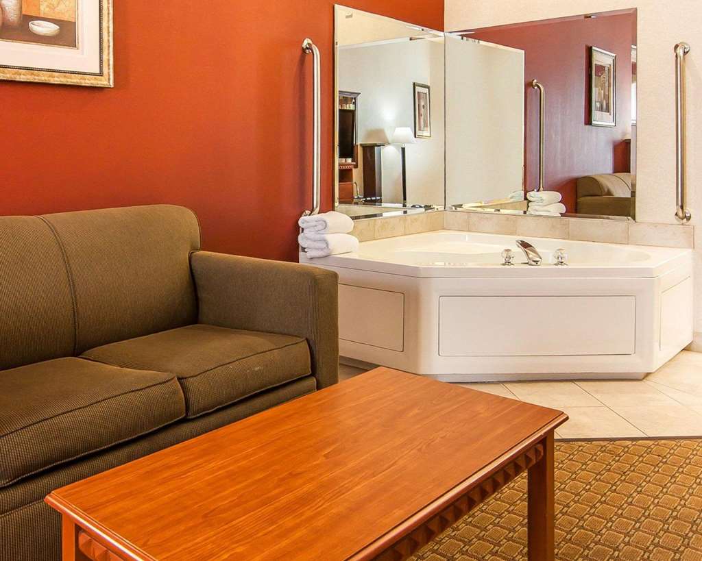 Comfort Suites Redmond Airport - photo 40