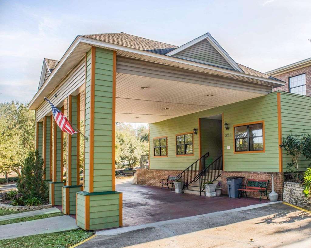 Suburban Studios Tallahassee near University - photo 2