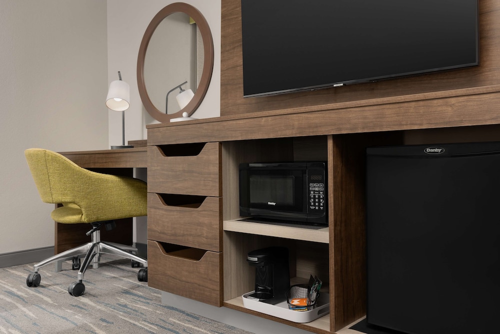 Hampton Inn & Suites Durham University Medical Center - photo 16