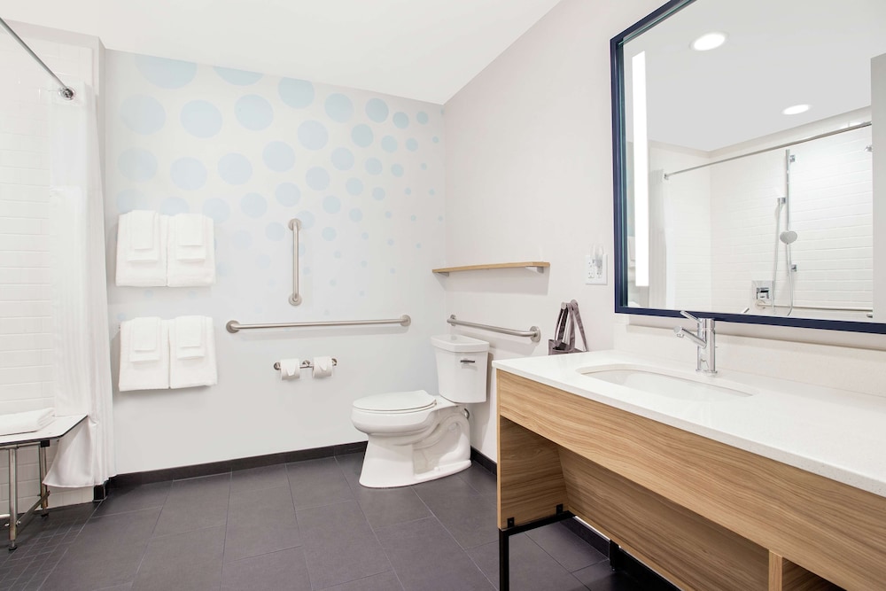 Tru by Hilton Audubon Valley Forge - photo 19