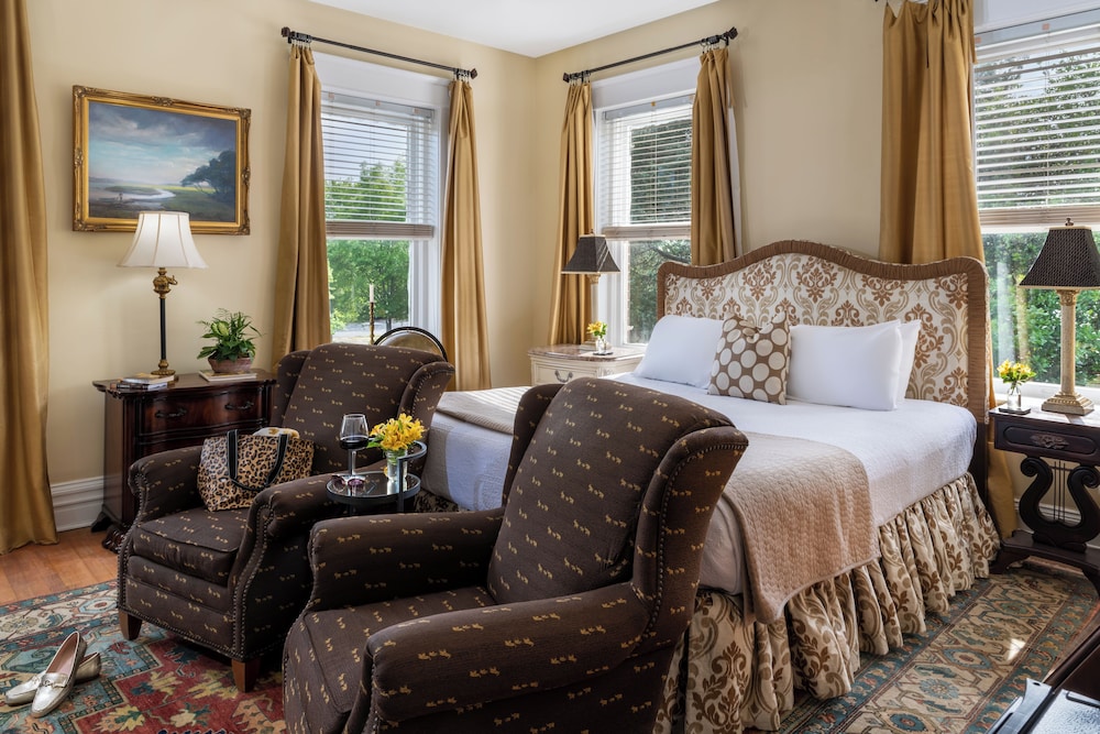 Inner Banks Inn - photo 30
