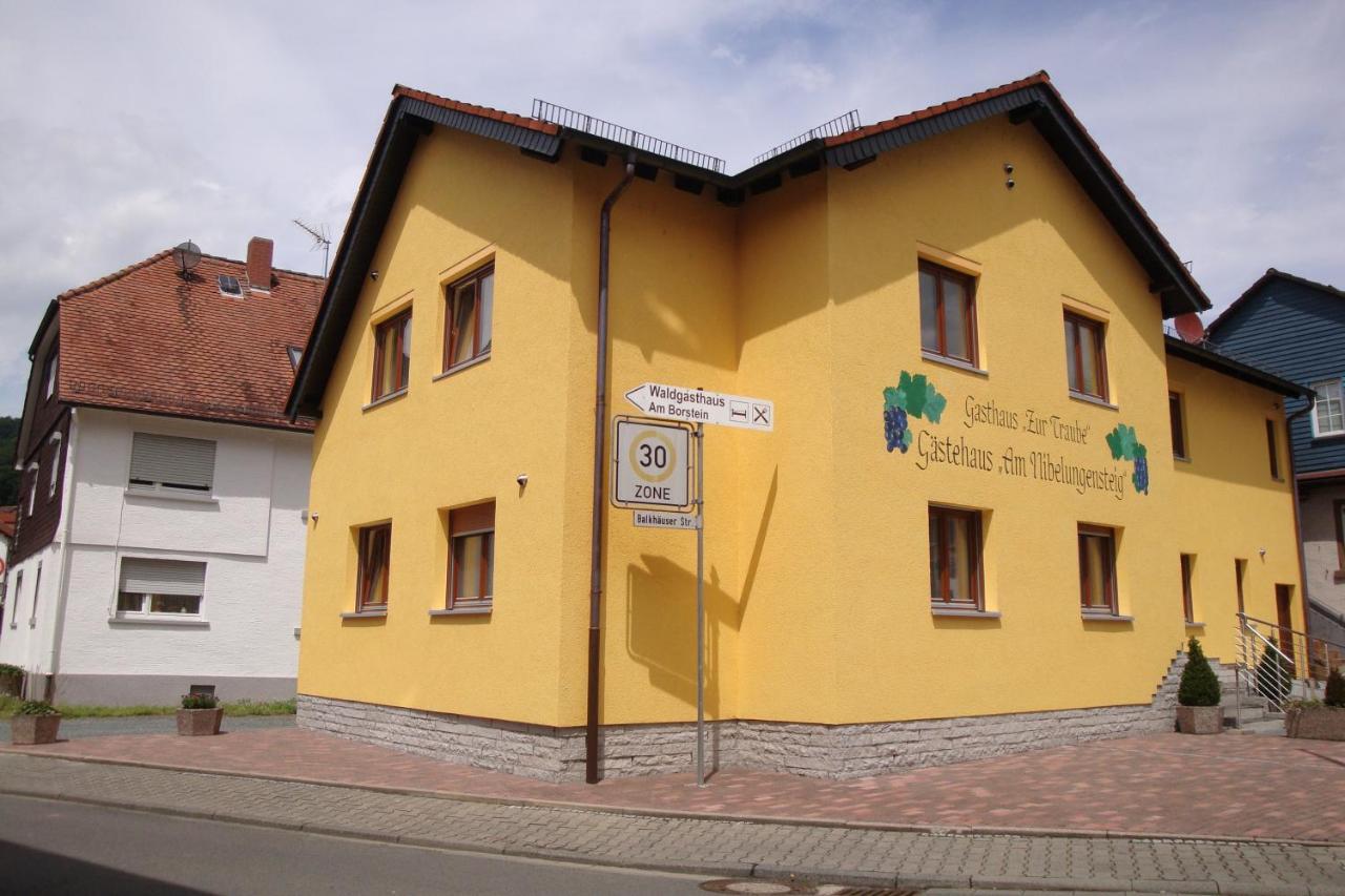 Gaestehaeuser Am Nibelungensteig — hotel in Lautertal