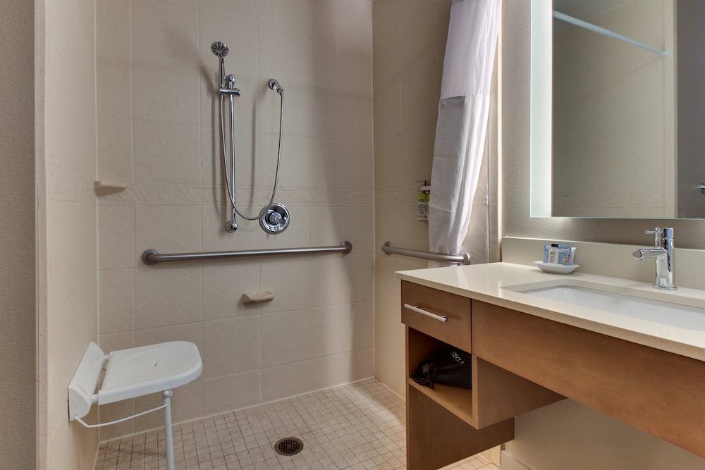 Staybridge Suites Missoula by IHG - photo 38
