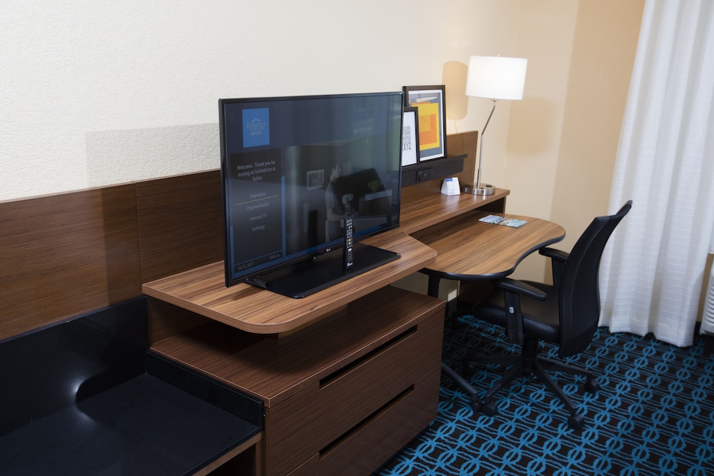 Fairfield Inn & Suites by Marriott Detroit Lakes - photo 4