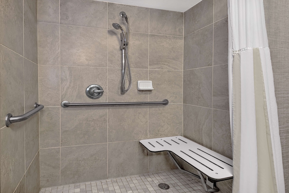 Hilton Garden Inn San Antonio Airport - photo 18