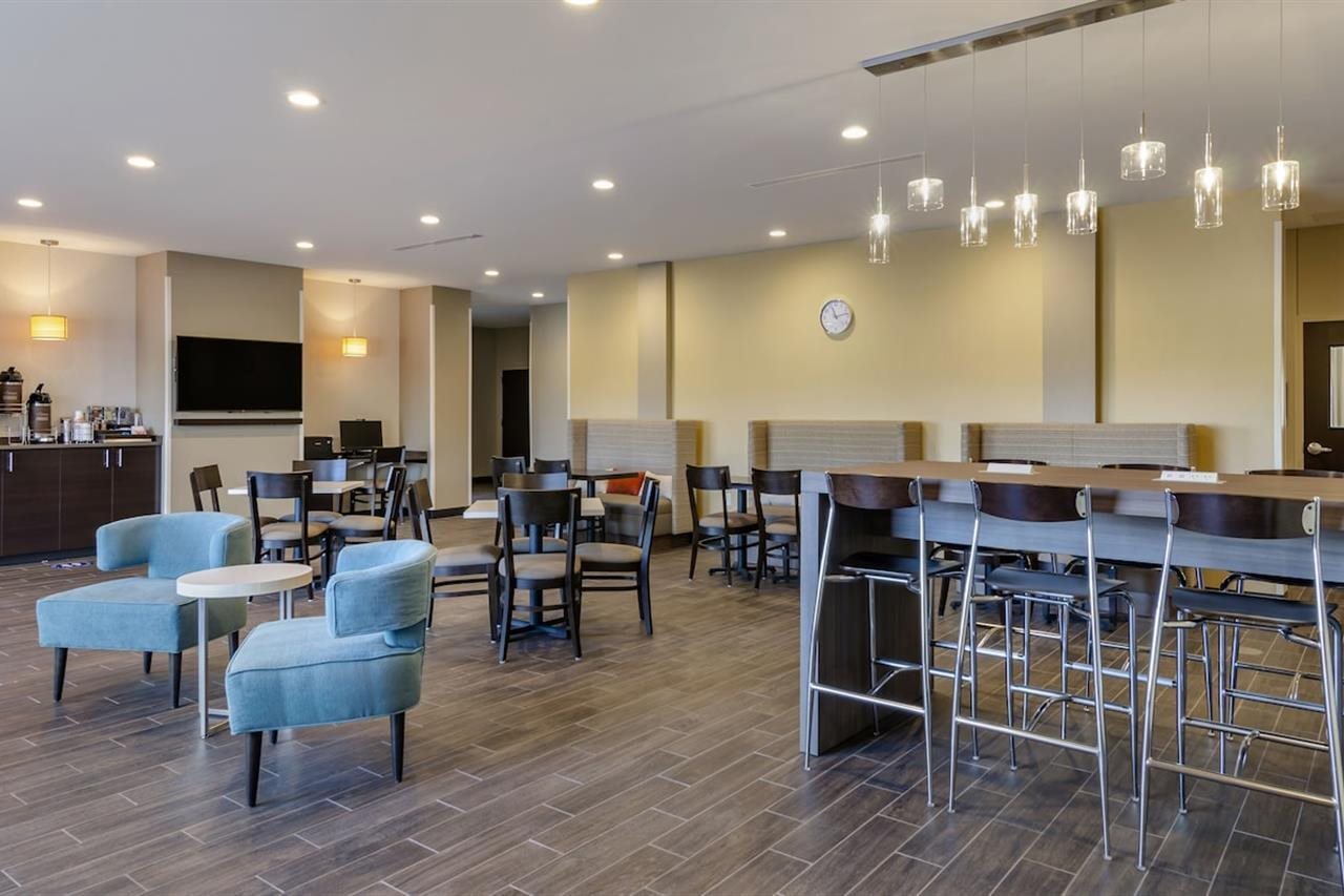 MainStay Suites Great Falls Airport - photo 20