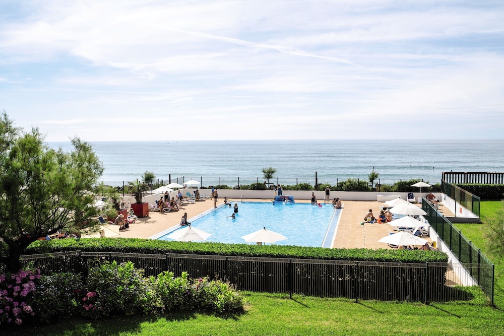 Club Belambra Anglet La Chambre d Amour — 4-Star Luxury Hotel in Anglet, France