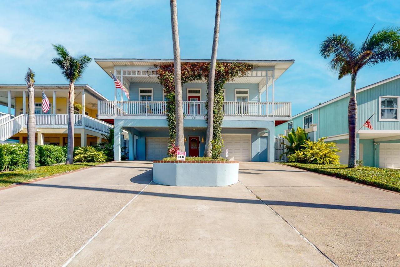 Lantana Oasis in South Padre Island, United States