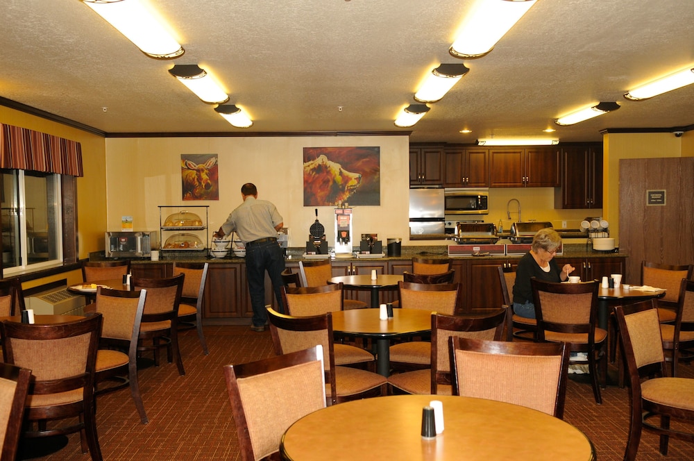 Yellowstone Westgate Hotel - photo 32