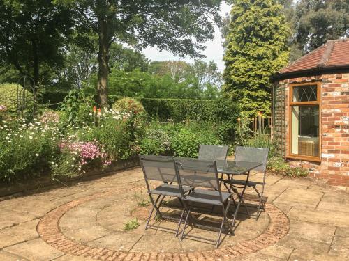 Cream Door Cottage — 4-Star Luxury Hotel in Kidderminster, United Kingdom
