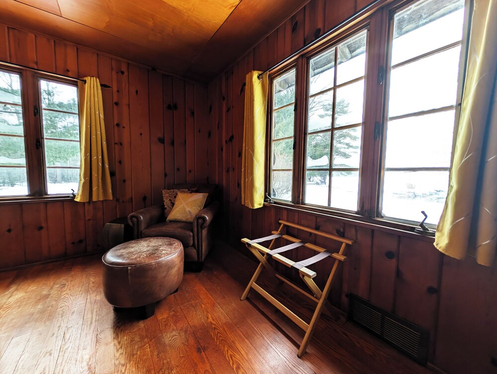 Coadys' Point of View Lake Resort - photo 170