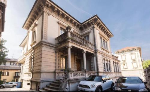 3 Seasons Villa on Como Lake — 4-Star Luxury Hotel in Como, Italy