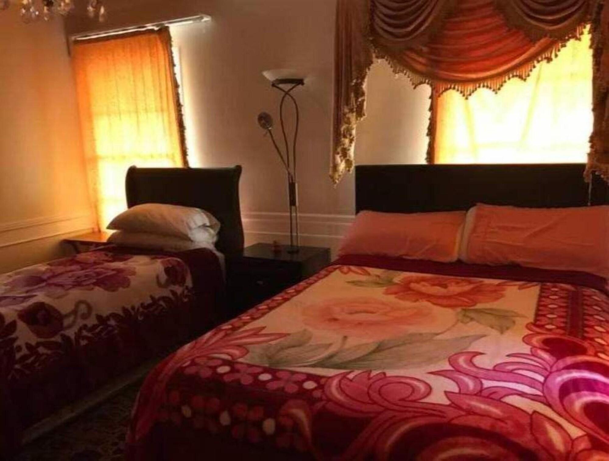 Beautiful Location By The Beach in Los Angeles, United States