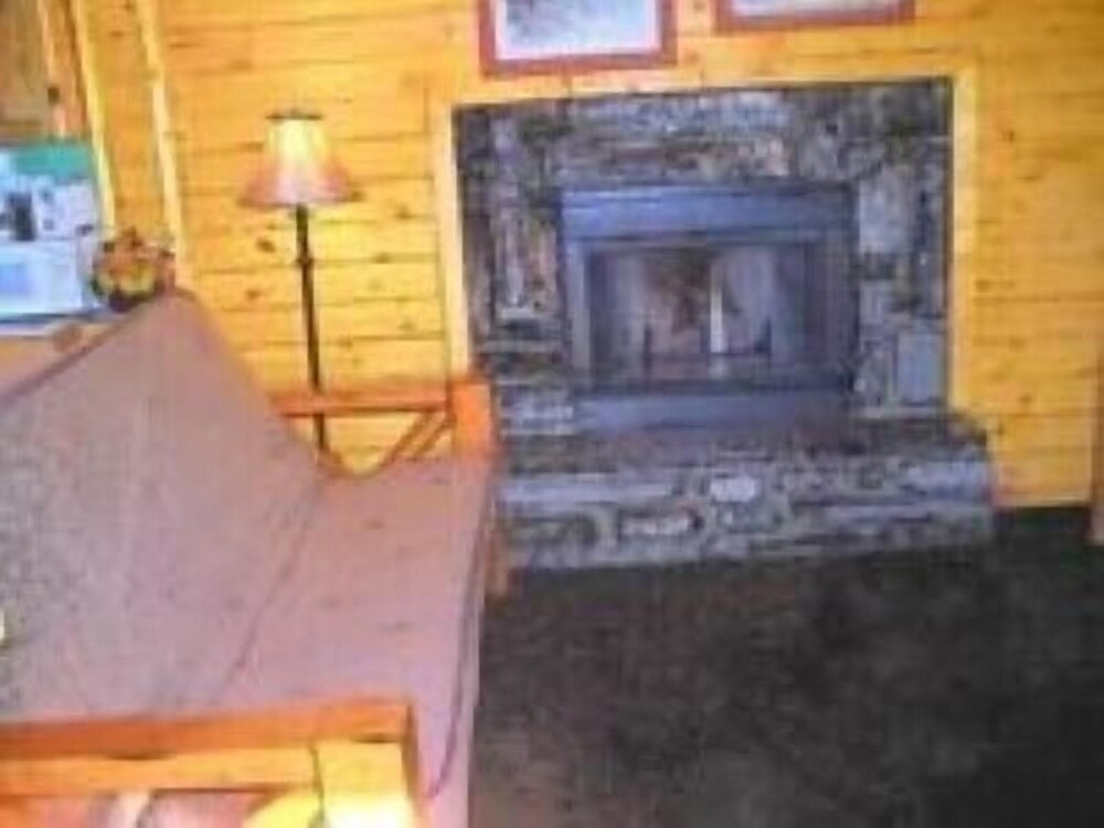 Golden Bear Cottages - photo 49
