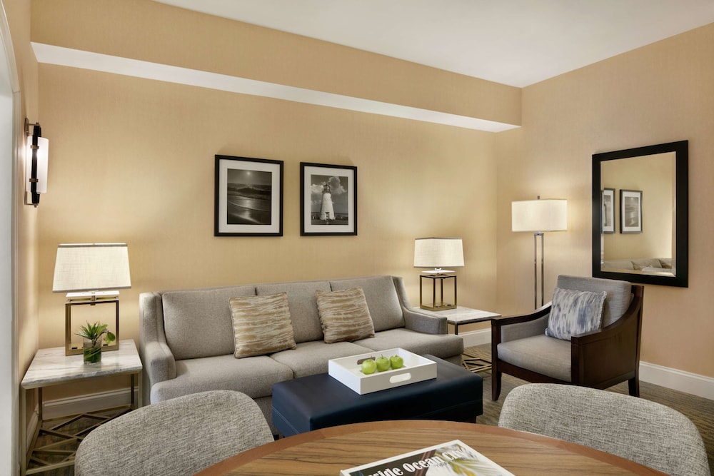 Hilton Ocean City Oceanfront Suites - photo 24